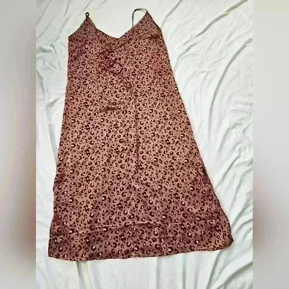 Hurley Dresses & Skirts - Hurley Cheetah slip dress